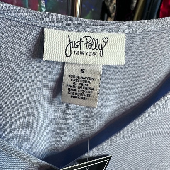 Just Polly Women's Juniors' Smocked-Waist V-Neck Top Shirt Blue Small S - Picture 7 of 7